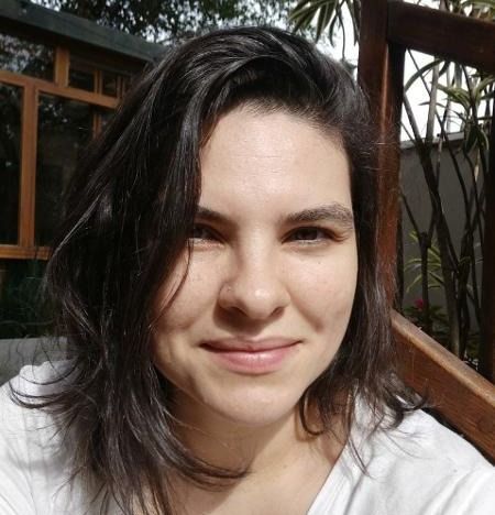 Julia Fernandes